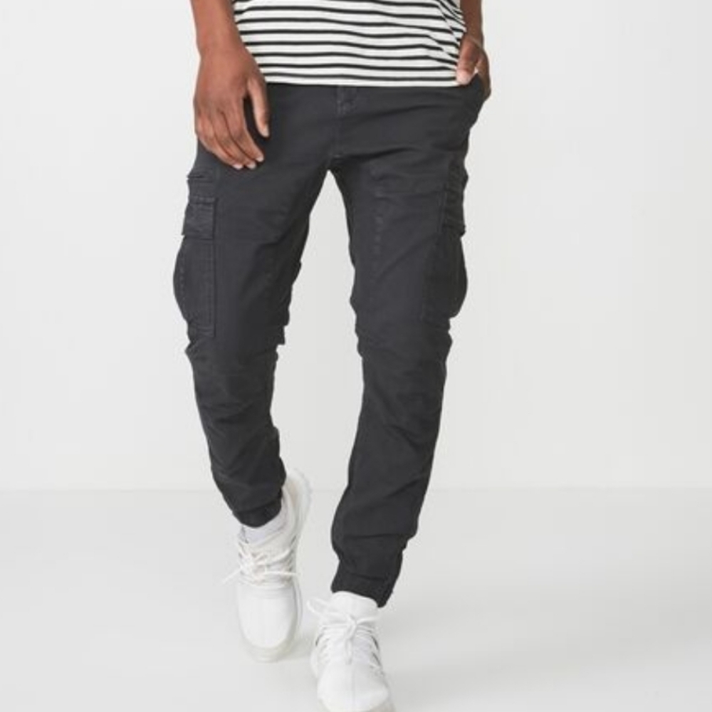 NWOT Grey Cotton On Cargo Joggers